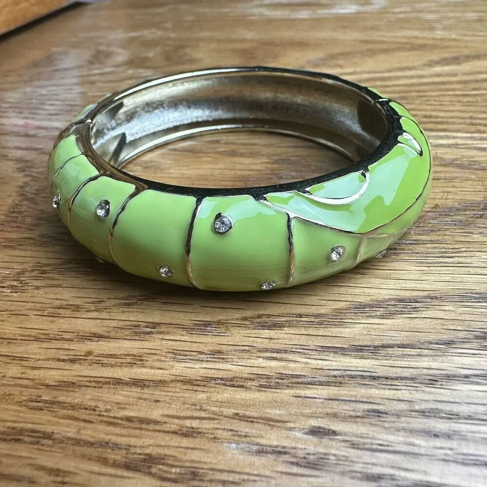 Sequin Nordstrom Green Gold Tone Enamel Hinge Bangle $42 NWOT #172